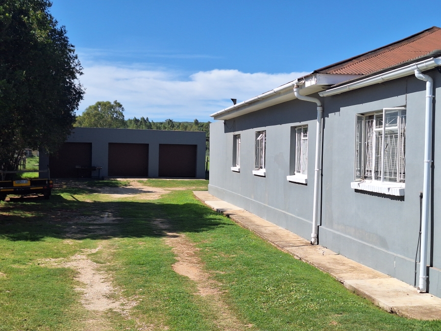 To Let 5 Bedroom Property for Rent in Retief Eastern Cape